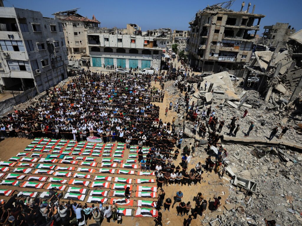 Gaza Gelar Pemakaman Massal 112 Korban Serangan Israel 2023